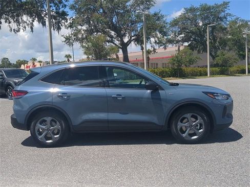 New 2025 Ford Escape ST-Line w/ Equipment Group 301A image 15