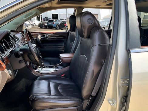Used 2013 Buick Enclave Premium image 7