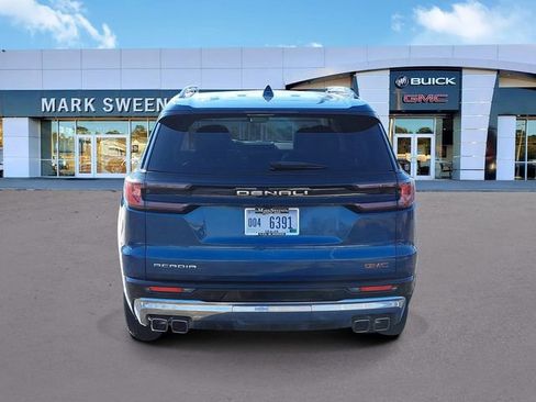 Used 2024 GMC Acadia Denali image 33