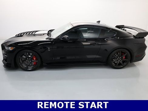 Used 2022 Ford Mustang Shelby GT500 w/ Carbon Fiber Track Pack image 27