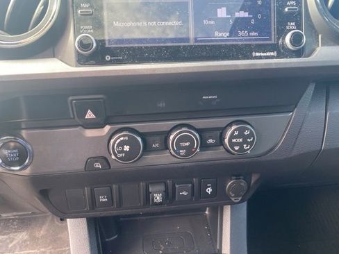 Used 2020 Toyota Tacoma TRD Sport image 22