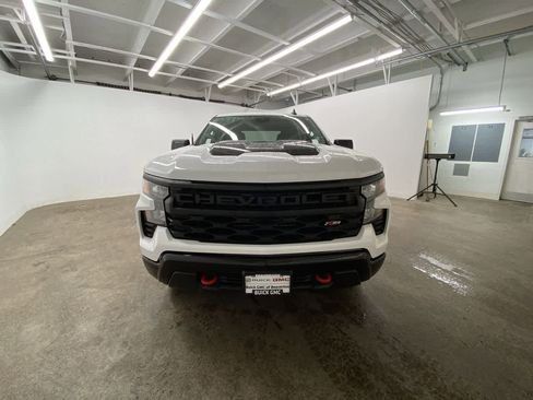 Used 2025 Chevrolet Silverado 1500 Custom Trail Boss image 9