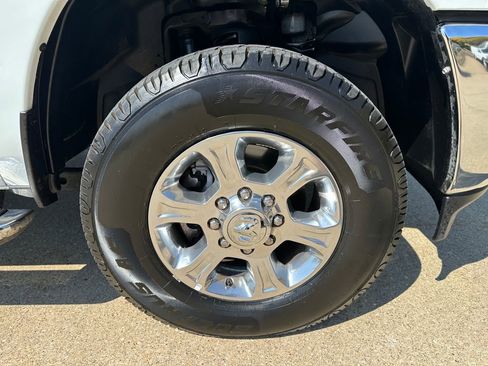 Used 2024 RAM 3500 Big Horn image 35