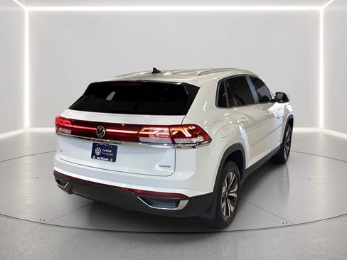 Certified 2024 Volkswagen Atlas Cross Sport SE w/ Adventure Package AWD/4WD image 25