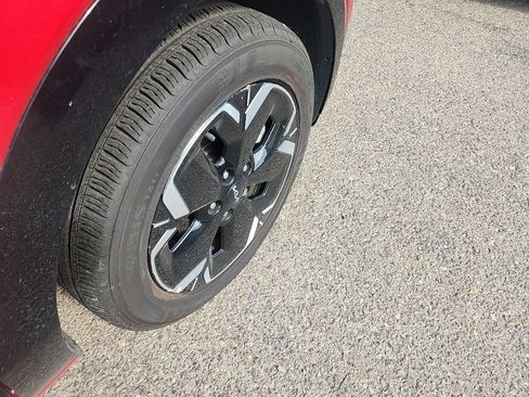 Certified 2023 Kia Niro Wind FWD image 15