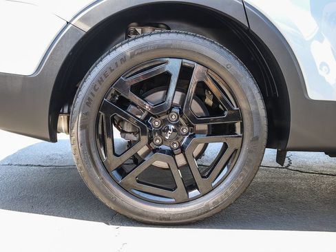 Certified 2024 Kia Telluride EX X-Line AWD/4WD image 11