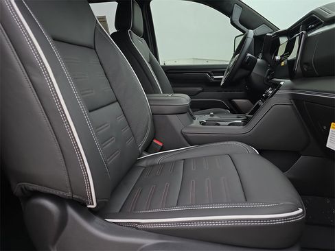 New 2026 GMC Sierra 2500 AT4X image 10