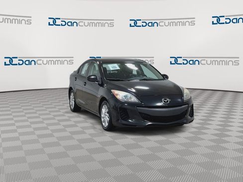 Used 2012 MAZDA MAZDA3 i Touring FWD image 2