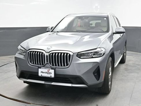 Used 2023 BMW X3 xDrive30i w/ Premium Package AWD/4WD image 2