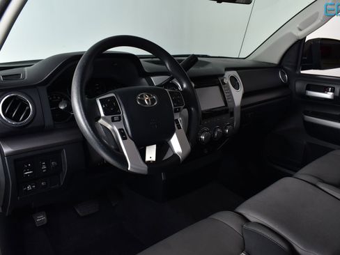 Used 2018 Toyota Tundra SR5 AWD/4WD image 14