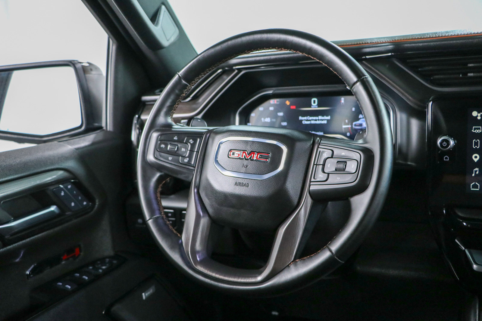 Used 2024 GMC Sierra 1500 AT4 w/ Technology Package AWD/4WD image 13