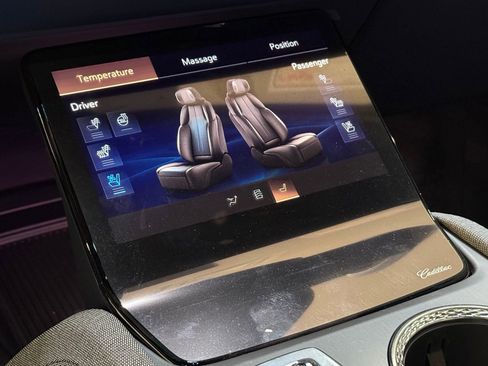 New 2026 Cadillac Vistiq Premium Luxury AWD/4WD image 36