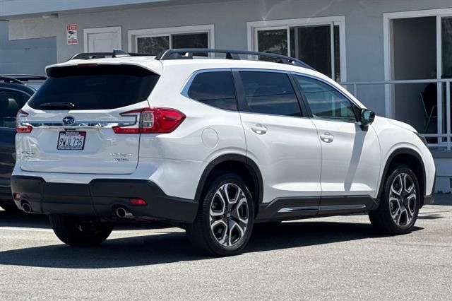 Certified 2025 Subaru Ascent Limited AWD/4WD image 3