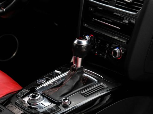 Used 2013 Audi S5 Prestige w/ Prestige Pkg AWD/4WD image 24