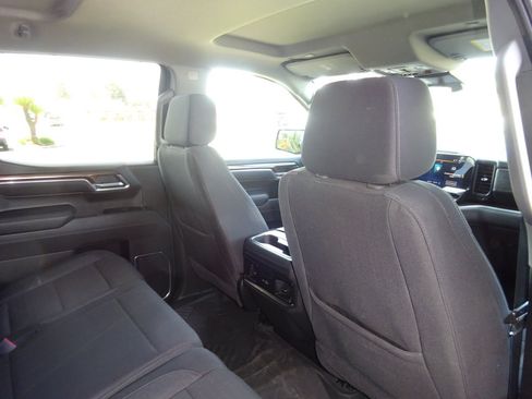 Certified 2025 Chevrolet Silverado 1500 LT Trail Boss w/ Convenience Package II AWD/4WD image 22
