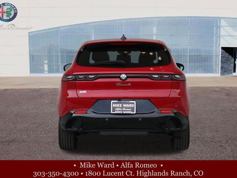 New 2025 Alfa Romeo Tonale w/ Premium Package image 4