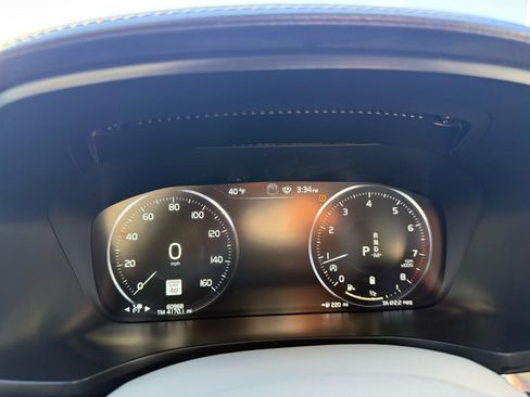 Used 2022 Volvo S60 B5 Inscription w/ Advanced Package image 16