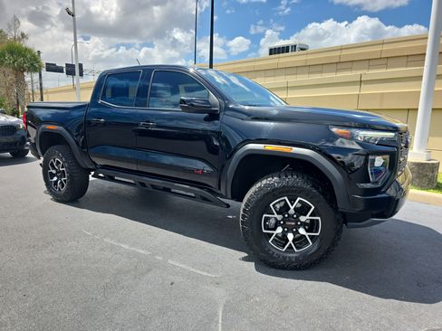 Used 2024 GMC Canyon AT4X image 27