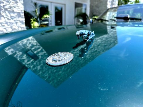 Used 1990 Jaguar XJS V12 Convertible image 15