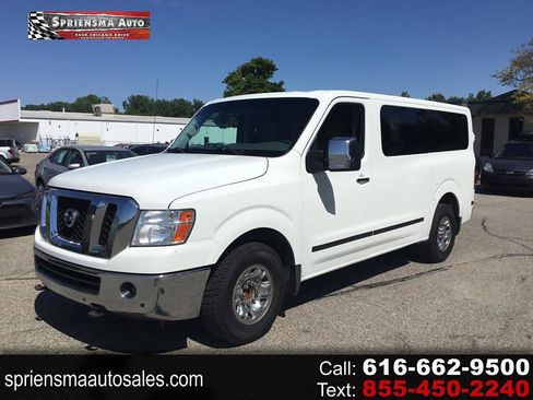 Used 2016 Nissan NV 3500 SL RWD image 1