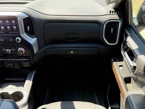 Used 2020 GMC Sierra 1500 Elevation w/ Elevation Value Package AWD/4WD image 10