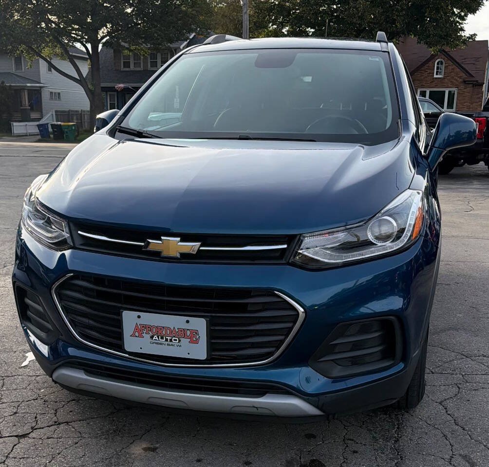 Used 2020 Chevrolet Trax LT w/ LT Convenience Package FWD image 6