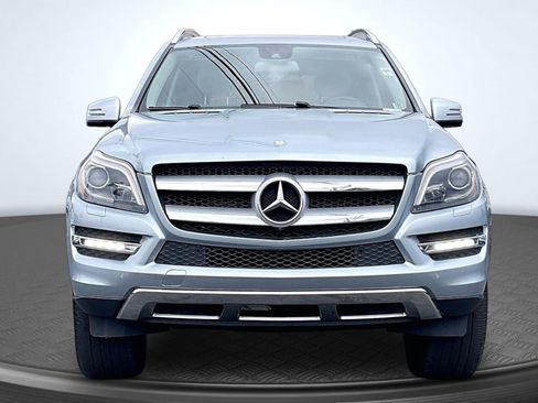 Used 2015 Mercedes-Benz GL 450 4MATIC w/ Lighting Package image 3