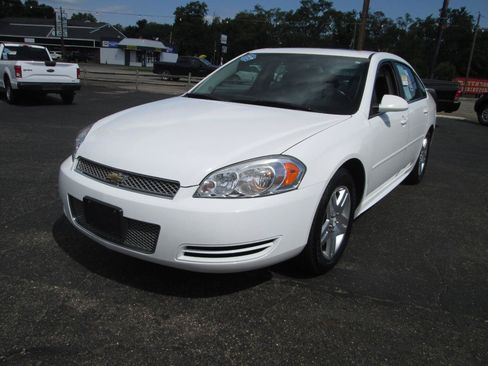Used 2012 Chevrolet Impala LT w/ LT Sunroof Package FWD image 13