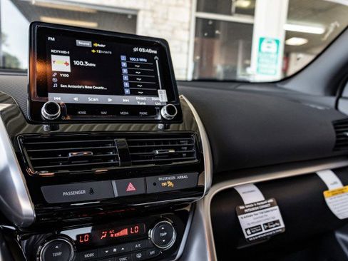 New 2025 Mitsubishi Eclipse Cross SEL image 12