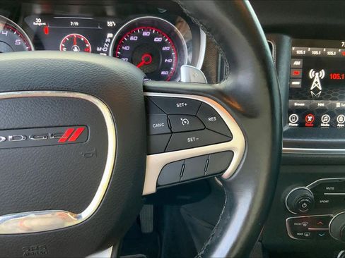 Used 2017 Dodge Charger R/T image 23