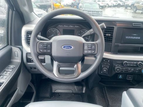 New 2026 Ford F250 XL w/ XL Chrome Package image 16