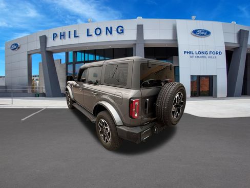 Used 2024 Ford Bronco Outer Banks AWD/4WD image 3