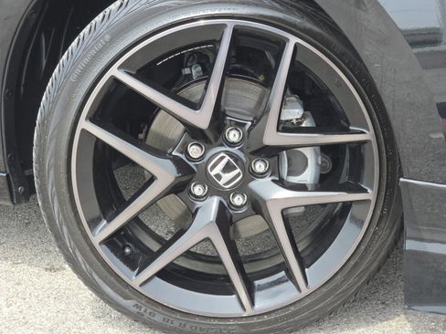 Used 2024 Honda Civic Sport Touring image 12