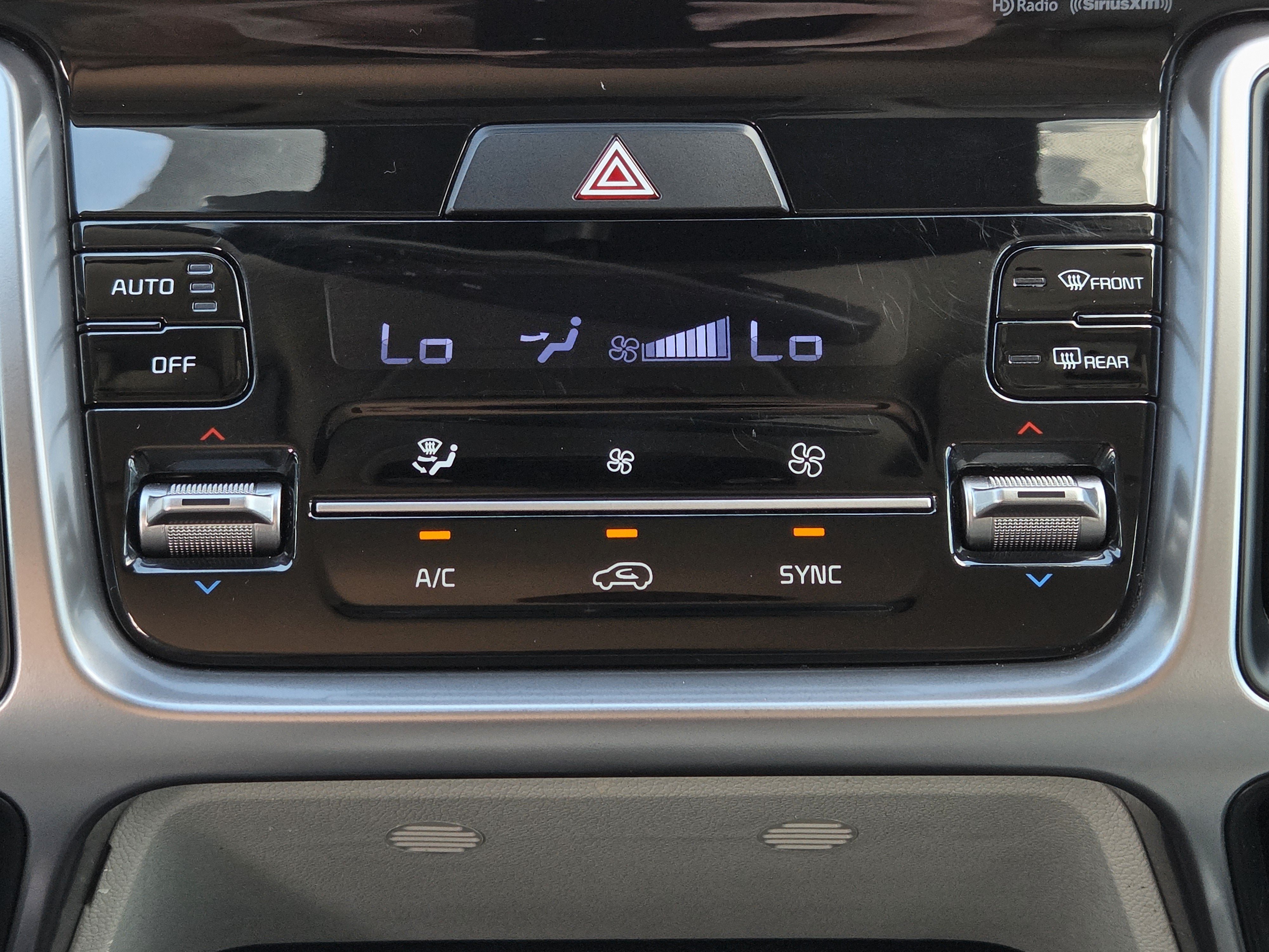 Used 2023 Kia Sorento S w/ Panoramic Sunroof Package FWD image 15
