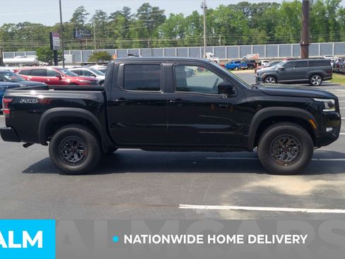 Used 2026 Nissan Frontier PRO-4X AWD/4WD image 5
