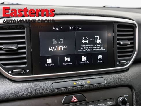 Used 2022 Kia Sportage LX FWD image 17