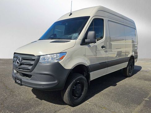 New 2025 Mercedes-Benz Sprinter 2500 image 7
