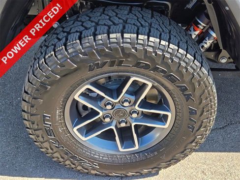 Used 2024 Jeep Gladiator Mojave image 9