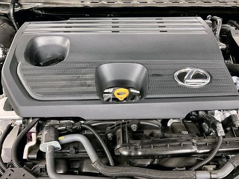 Used 2025 Lexus ES 300h w/ Premium Package FWD image 32