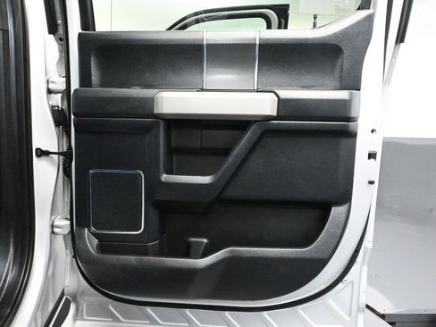 Used 2018 Ford F150 Lariat w/ Equipment Group 502A Luxury AWD/4WD image 45