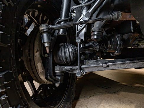 Used 2024 Chevrolet Silverado 3500 High Country w/ High Country Premium Package image 13