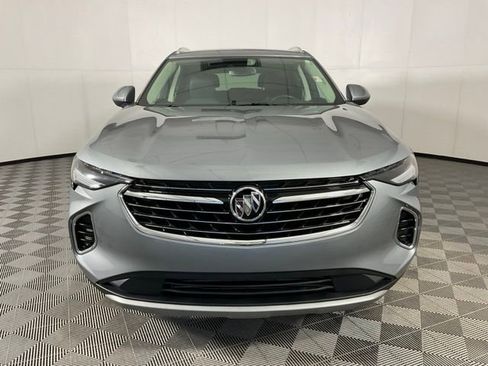 Used 2023 Buick Envision Essence image 2