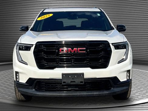 Used 2025 GMC Acadia Elevation w/ Elevation Premium Package image 2