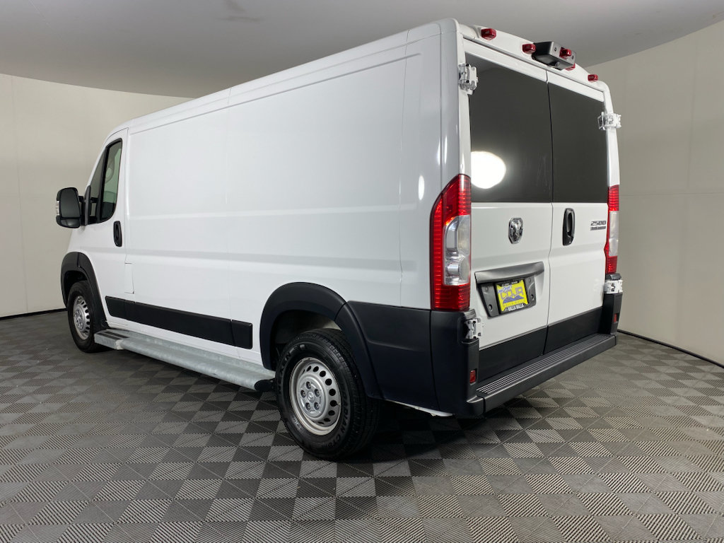 Used 2025 RAM ProMaster 2500 w/ U-Haul Equipment Group FWD image 4