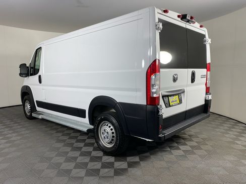 Used 2025 RAM ProMaster 2500 w/ U-Haul Equipment Group FWD image 4