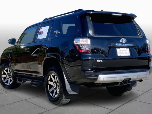 Used 2024 Toyota 4Runner TRD Off-Road Premium image 11