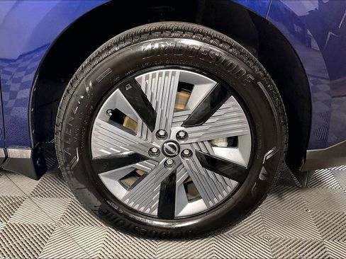 Certified 2025 Nissan Murano SL AWD/4WD image 10