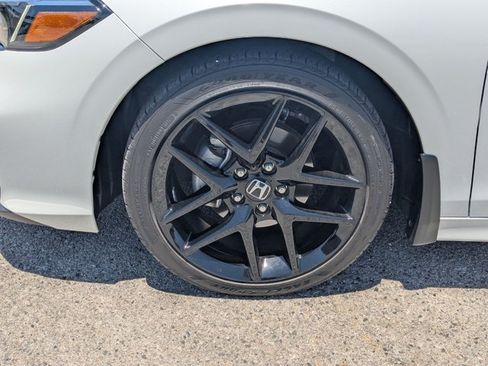 Used 2025 Honda Civic Sport image 21