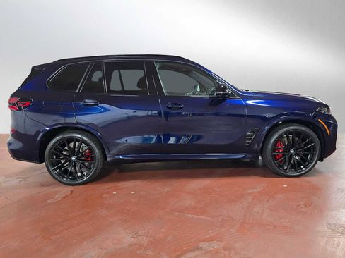 New 2026 BMW X5 M60i image 2