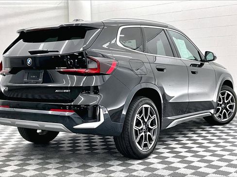 Used 2024 BMW X1 xDrive28i w/ Convenience Package image 11